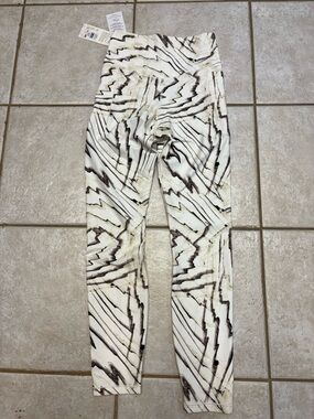 Calia Leggings 
Abstract Print High-Waist Women's Leggings by Carrie